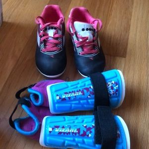 Diadora toddler girls soccer shoes size 8